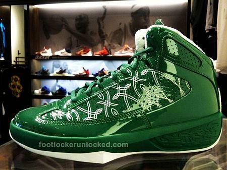 揭秘籃球傳奇雷阿倫的裝備升級之路，最新戰(zhàn)靴亮相！