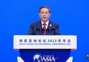 西部機(jī)場集團(tuán)領(lǐng)導(dǎo)引領(lǐng)變革，鑄就自信與成就新篇章