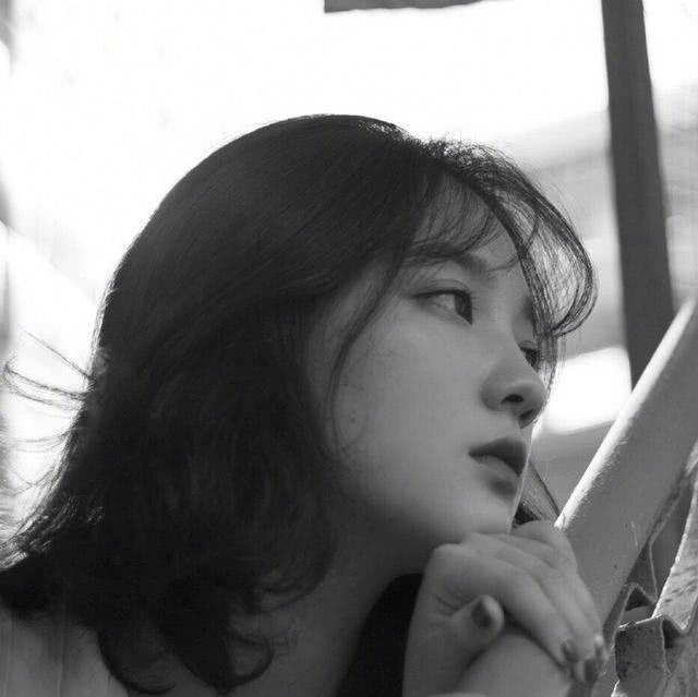 最新潮流前線，展現(xiàn)獨(dú)特個(gè)性的時(shí)尚風(fēng)采！