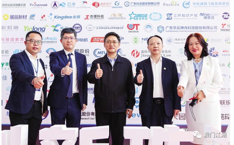 新澳門精準(zhǔn)十二碼,專業(yè)解讀方案實(shí)施_JTG85.538抗菌版