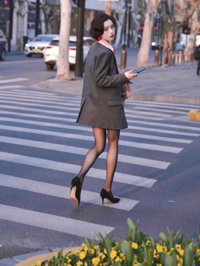 警惕非法色情內容，遠離辣文絲襪誘惑，尋找健康娛樂方式