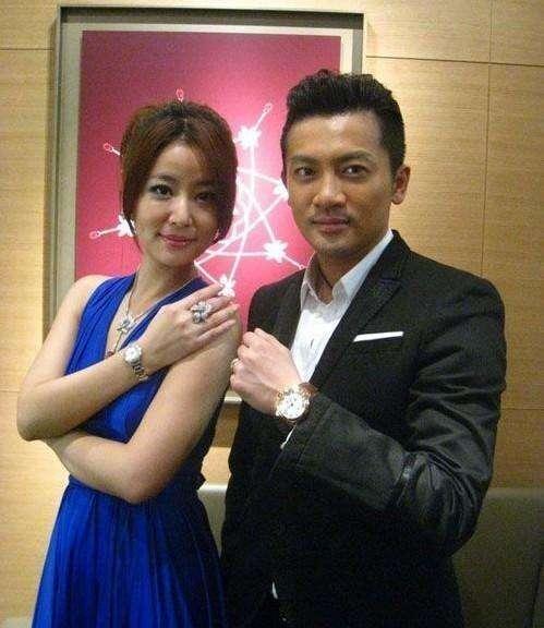 蘇有朋女友最新動(dòng)態(tài)曝光，甜蜜戀情再添新篇章???