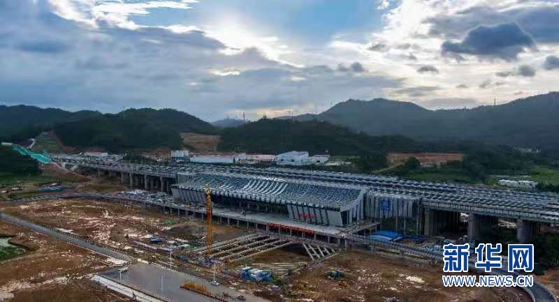 贛深高鐵施工進(jìn)展、挑戰(zhàn)全方位解讀，最新消息速遞