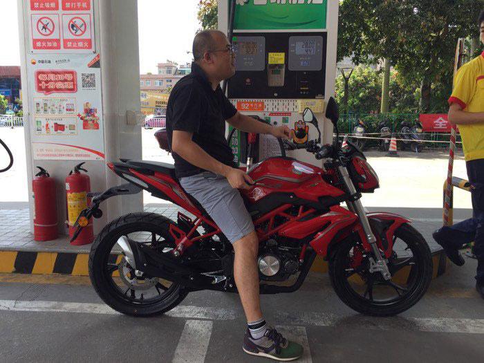 貝納利tnt150最新消息,貝納利TNT150最新消息，時(shí)代的新寵，摩托車界的翹楚