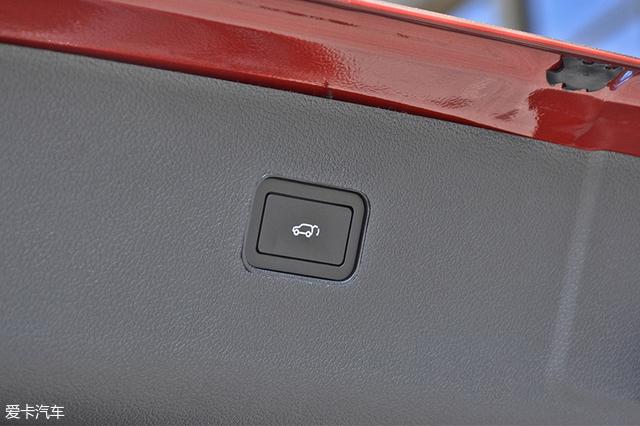 最新比速T5試駕體驗，駕馭變化，自信與學(xué)習(xí)同行視頻