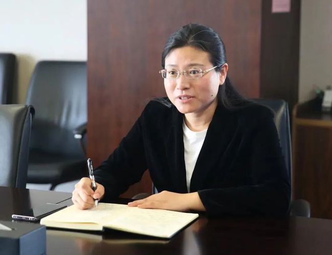 中石油方朝亮，石油傳奇的日常與最新動(dòng)態(tài)