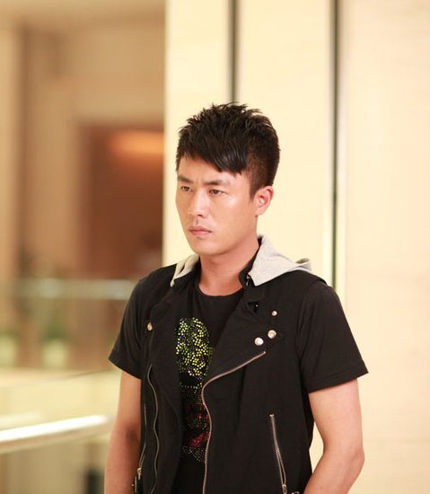 杜淳最新發(fā)型揭秘，巷弄深處的時尚秘密