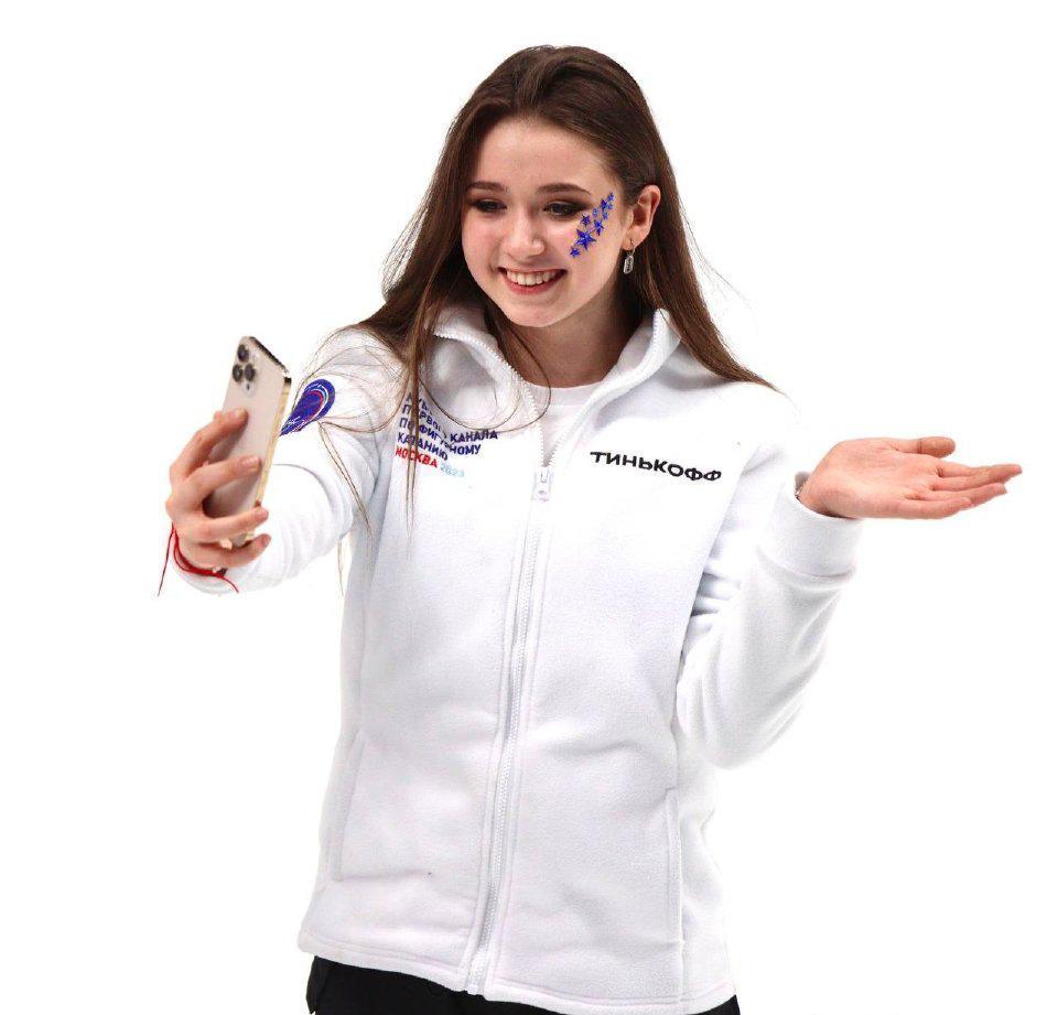 K最新主播帶你領(lǐng)略科技魅力，全新高科技產(chǎn)品震撼亮相！