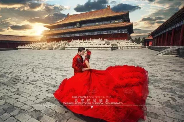 時(shí)代背景下的影像藝術(shù)探索，最新外景拍照風(fēng)格揭秘