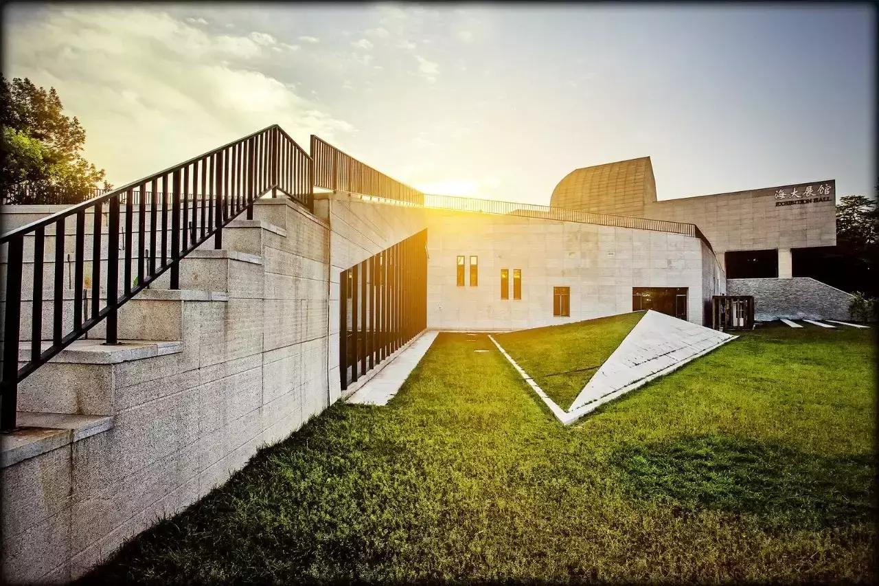 世界最新排名高校，科技巨擘的搖籃，未來教育革新之旅