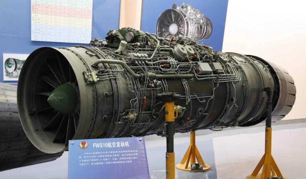 武直10新型發(fā)動機(jī)深度解析，性能特點(diǎn)與技術(shù)亮點(diǎn)揭秘
