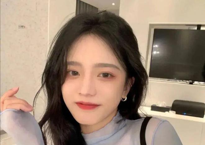 最新長發(fā)美女視頻，心靈與自然的絕美之旅