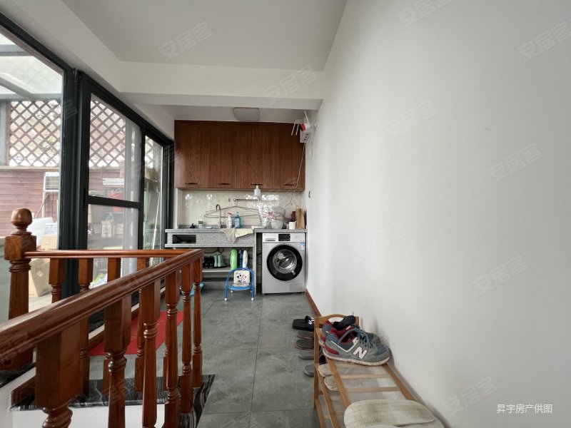 彩疊灣商鋪最新價格獲取指南及市場行情分析