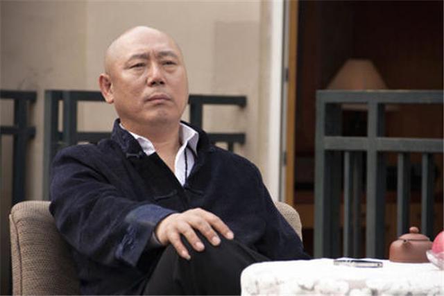 李成儒，從舞臺到熒屏的自信蛻變與成就感滿滿之路