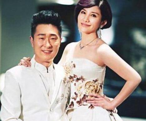 眼睛迷人的男明星魅力無(wú)法抗拒！??