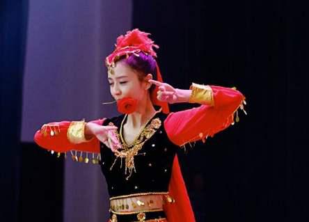 跳舞的明星，多維度的藝術(shù)展現(xiàn)力