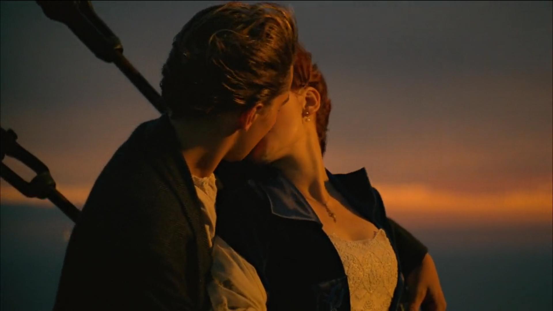 最新浪漫電影，愛(ài)的光影交織之旅