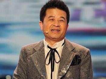 央視老畢最新動(dòng)態(tài)揭秘，小巷深處的特色小店探秘之旅