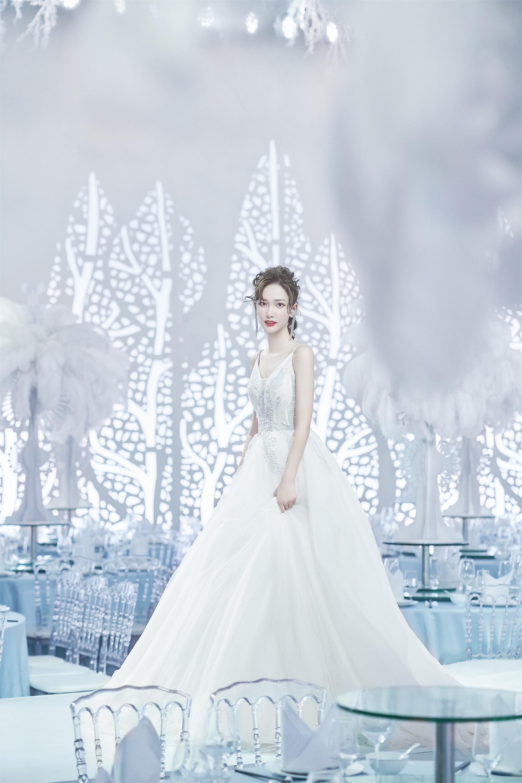 婚慶主持人最新祝福語(yǔ)與探索自然美景之旅，尋找內(nèi)心的平和寧?kù)o