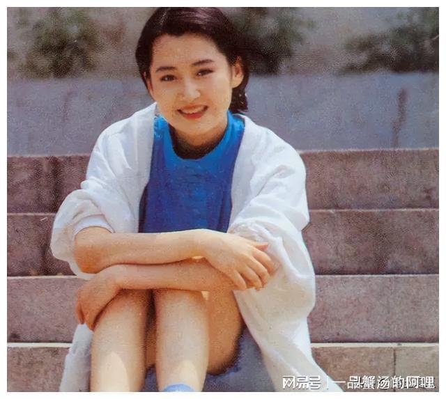 重磅推出，演員楊青科技新品，引領(lǐng)未來(lái)生活新潮流！