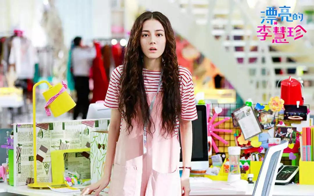 江姓演員，演藝之路的閃耀之星