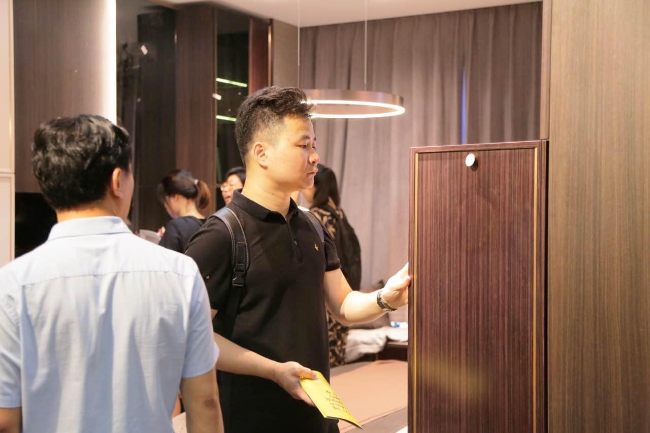 探尋小巷中的獨特家居秘境，解析我樂家居為何暫不上市的原因