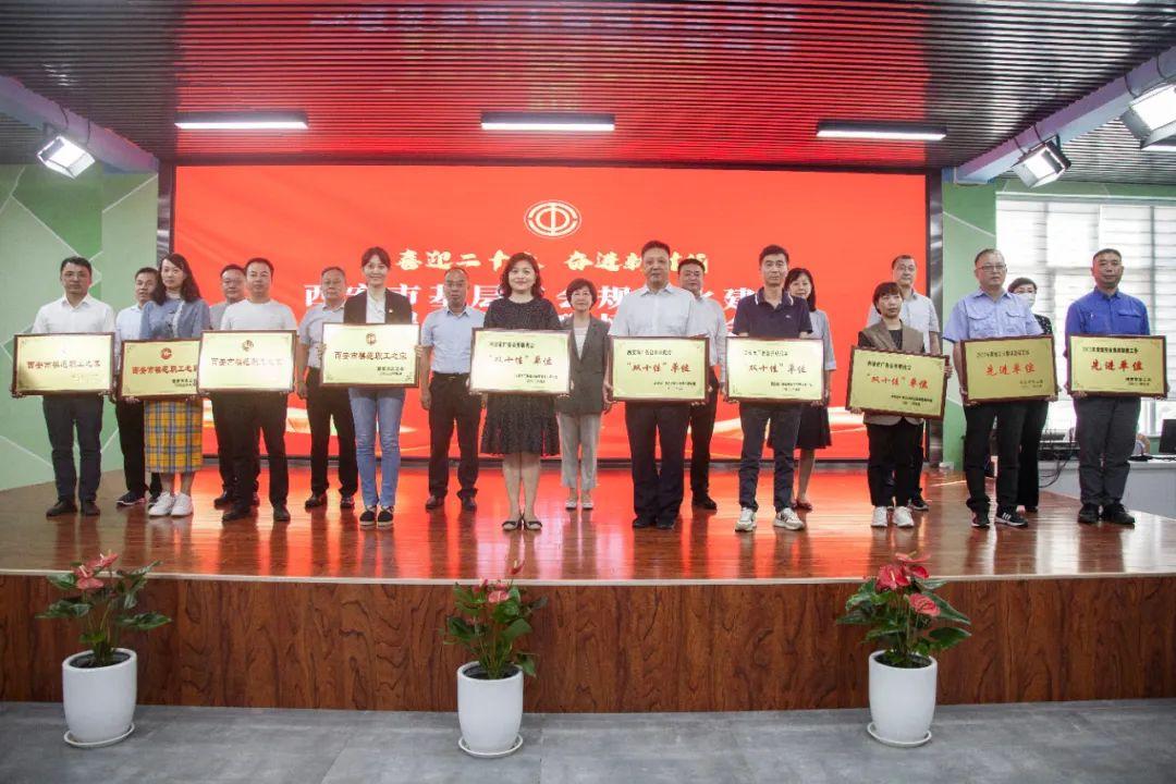 灃京工業(yè)園最新招聘，人才吸引與產業(yè)發(fā)展雙刃劍的挑戰(zhàn)與機遇