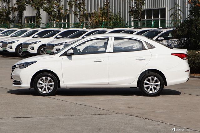 時(shí)代變遷中的矚目焦點(diǎn)，最新悅翔報(bào)價(jià)匯總