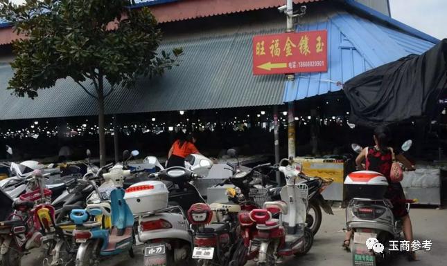 鎮(zhèn)平貼吧科技新品亮相，體驗(yàn)未來生活新紀(jì)元最新動態(tài)