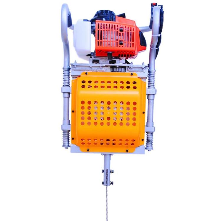 最新起樹苗機(jī)器，自然美景探索之旅啟程