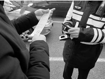 最新限號(hào)圖片背后的政策解讀及其影響分析