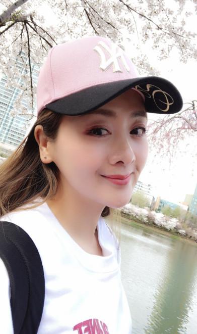 臀部打針視頻，文化現(xiàn)象的深度解讀與探討