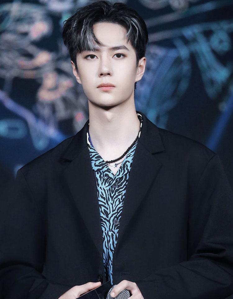 最新挑染發(fā)色觀點(diǎn)論述，時(shí)尚潮流的發(fā)色新選擇