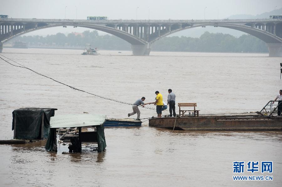 湖南洪水預(yù)警升級(jí)，科技守護(hù)家園，智能預(yù)警重塑未來(lái)