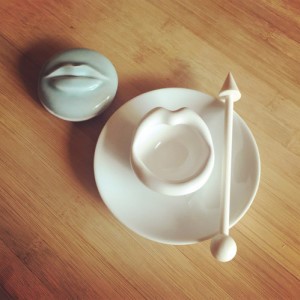 革新傳統(tǒng)陶瓷材料，引領(lǐng)未來(lái)發(fā)展趨勢(shì)