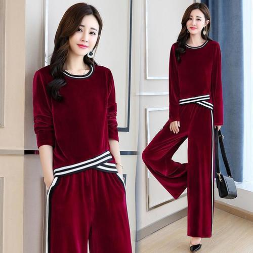 2025秋季女裝流行趨勢(shì)，自信與成長(zhǎng)力量的時(shí)尚變遷