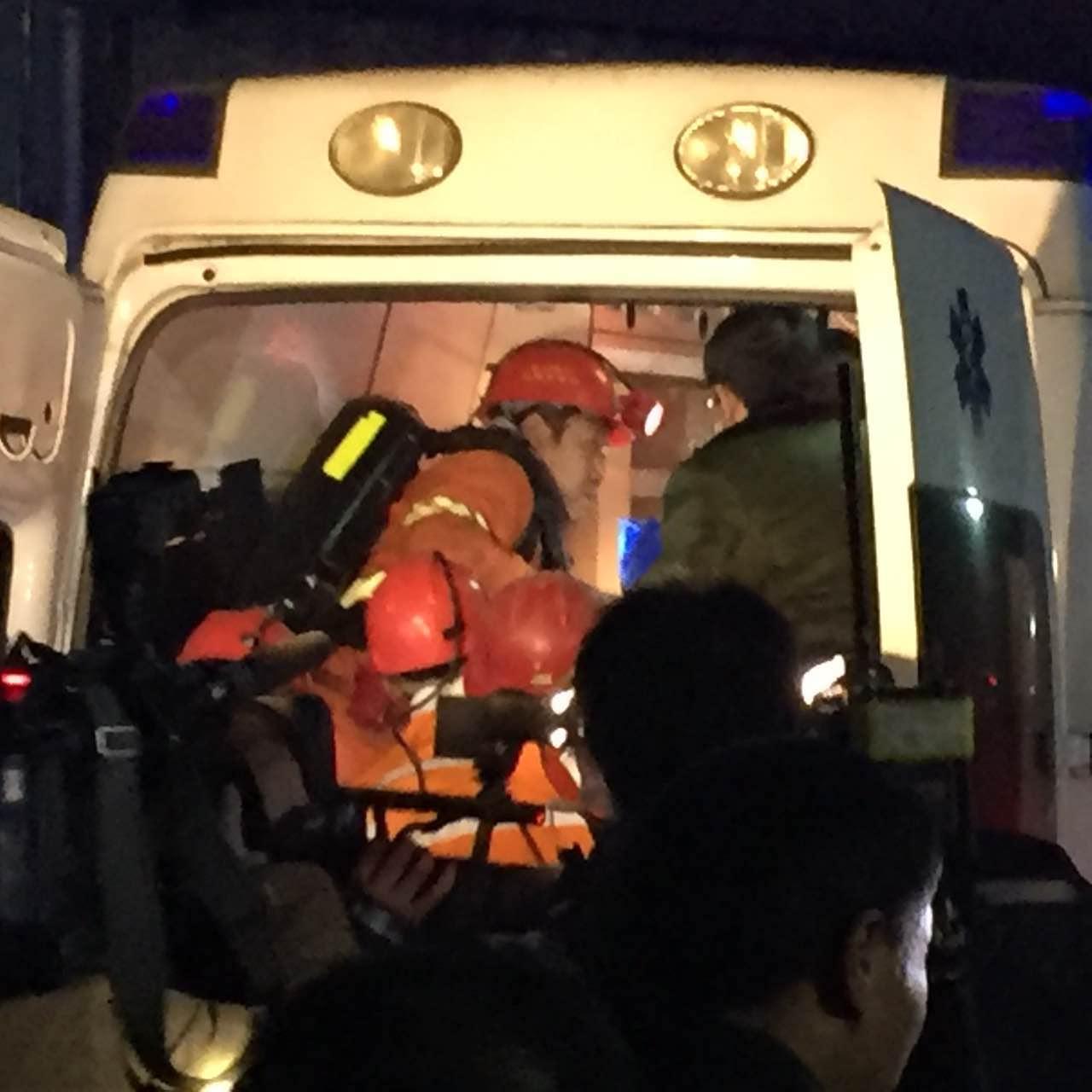 擔(dān)水溝最新動態(tài)，變化中的力量與自信成就感的展現(xiàn)