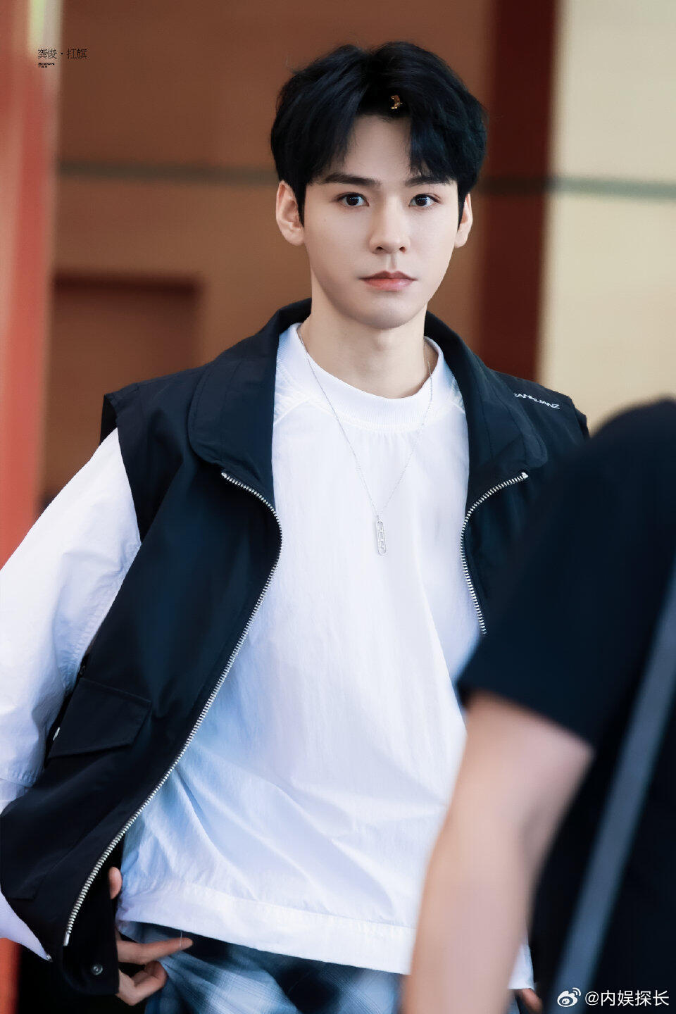 龔俊最新綜藝錄制，科技盛宴，體驗前沿生活的精彩瞬間